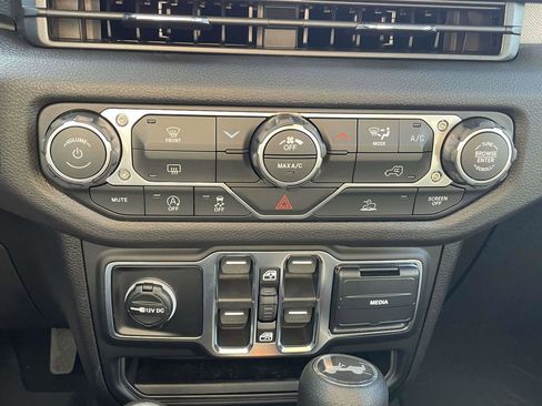 New 2026 Jeep Wrangler Unlimited Sport S image 28