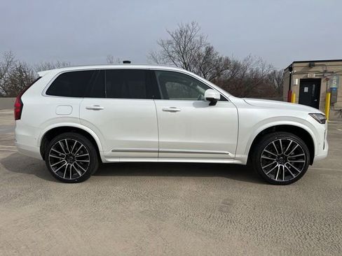 New 2026 Volvo XC90 B6 Plus w/ Protection Package Premier AWD/4WD image 9