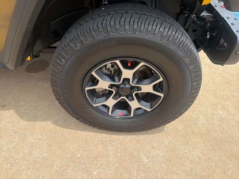 Used 2019 Jeep Wrangler Unlimited Rubicon AWD/4WD image 22