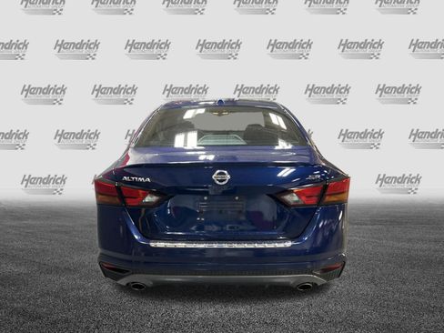 Used 2021 Nissan Altima 2.5 SR w/ SR Premium Package FWD image 10
