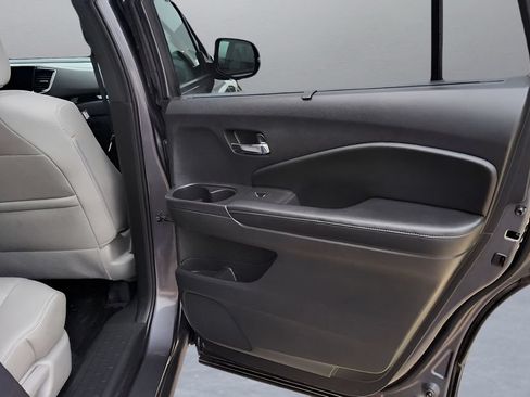 Used 2019 Honda Passport Touring image 40