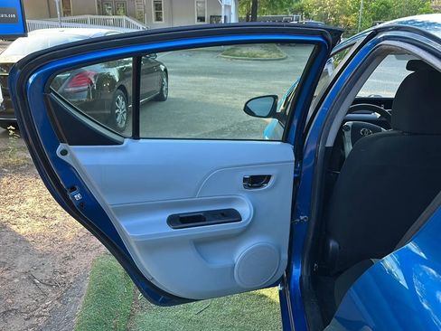 Used 2013 Toyota Prius C Two FWD image 17