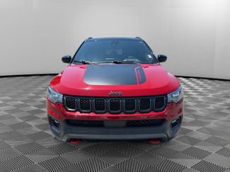 Used 2023 Jeep Compass Trailhawk video 2