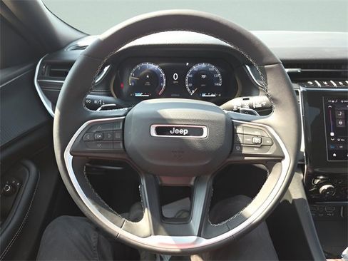 Used 2024 Jeep Grand Cherokee L Laredo w/ Luxury Tech Group I image 20