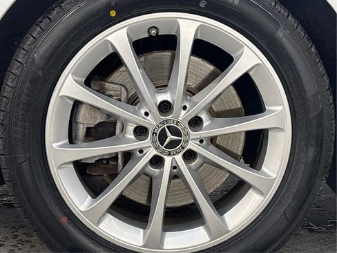 Used 2020 Mercedes-Benz A 220 4MATIC image 31