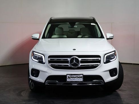 Used 2022 Mercedes-Benz GLB 250 4MATIC image 9