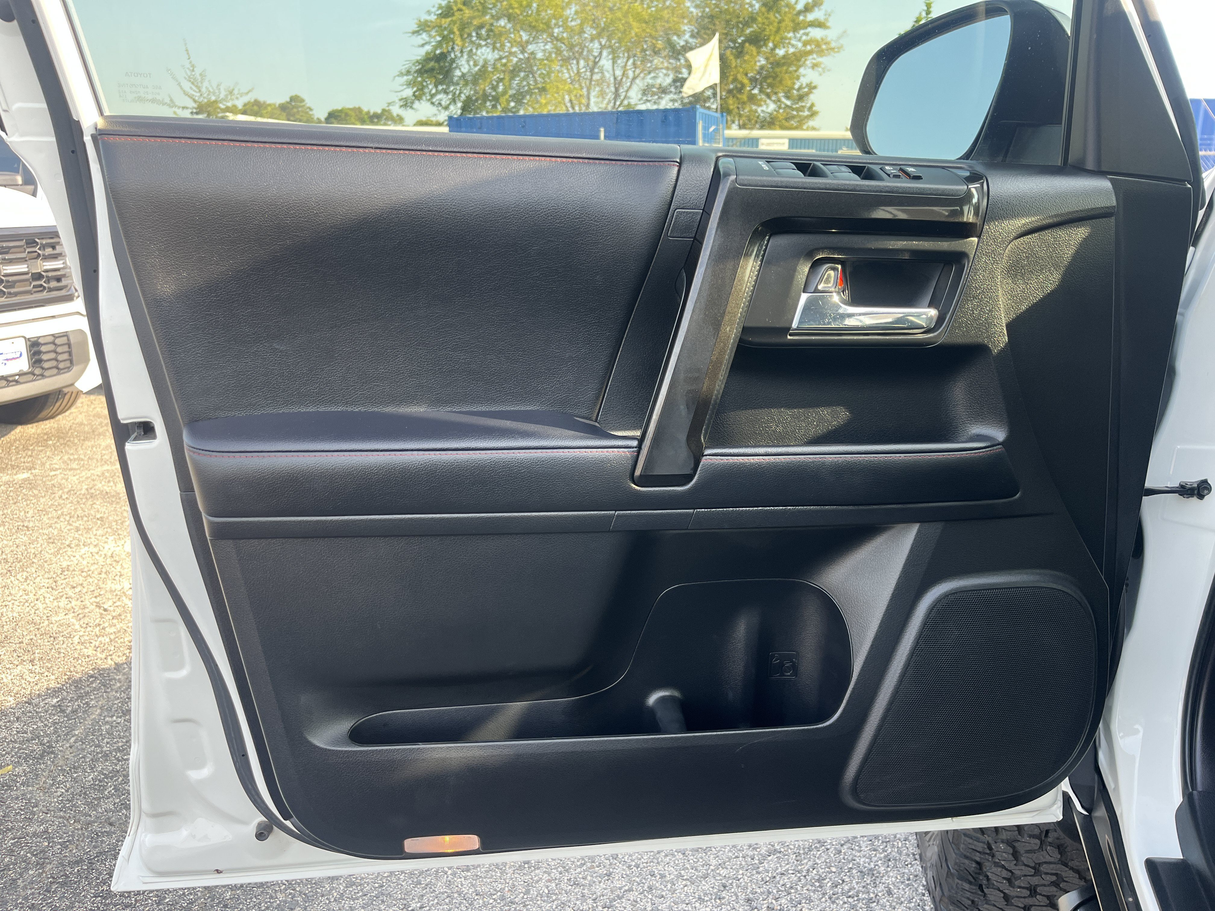 Used 2021 Toyota 4Runner Venture AWD/4WD image 13