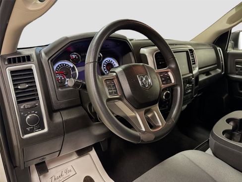 Used 2022 RAM 1500 Classic SLT w/ Electronics Group image 9