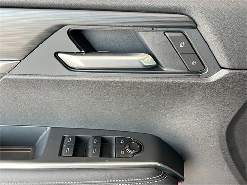 New 2026 GMC Acadia Elevation image 13