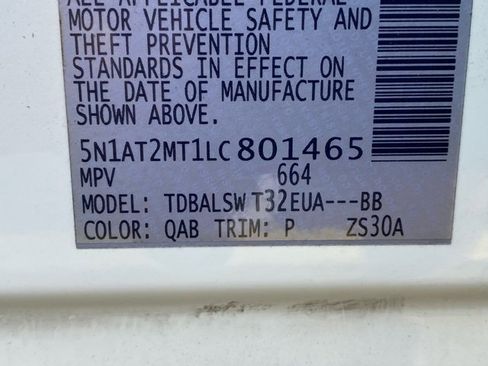 Used 2020 Nissan Rogue SL w/ Premium Package image 26