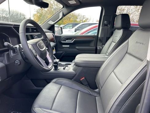 New 2026 GMC Sierra 1500 Denali w/ Technology Package AWD/4WD image 10