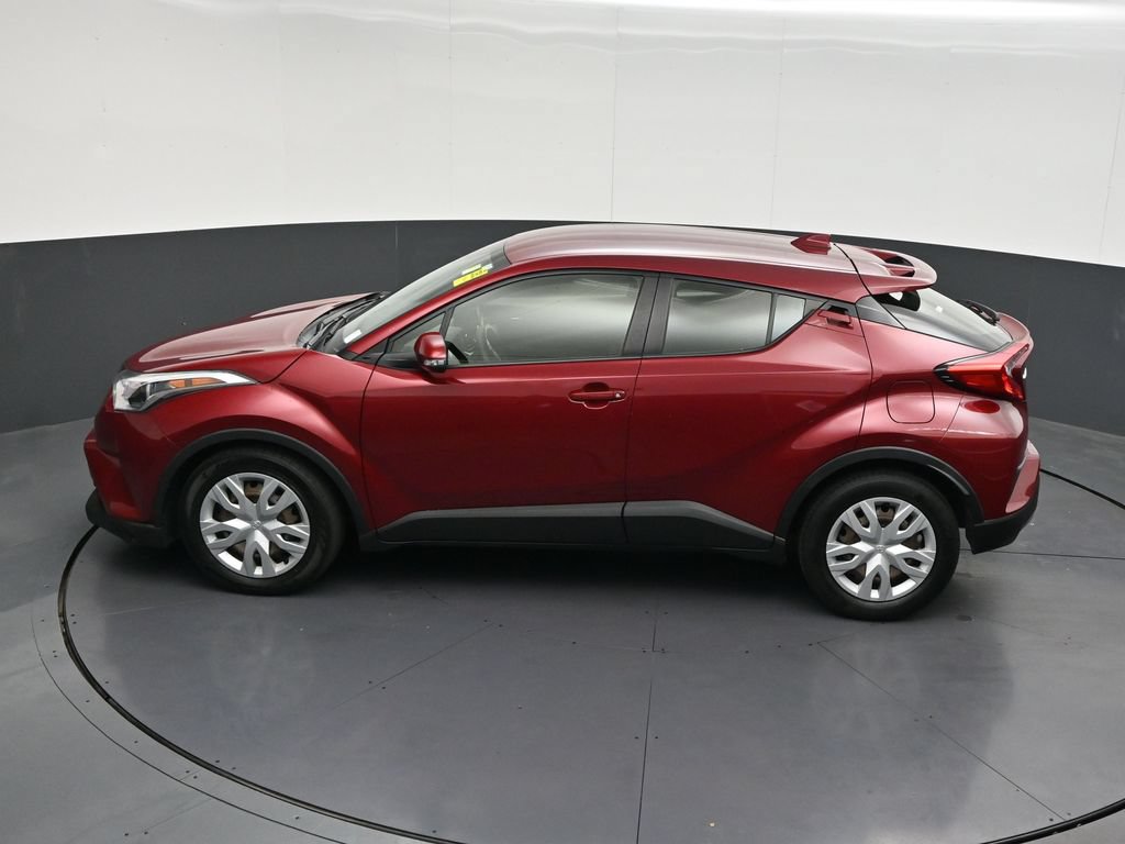 Used 2019 Toyota C-HR LE FWD image 16