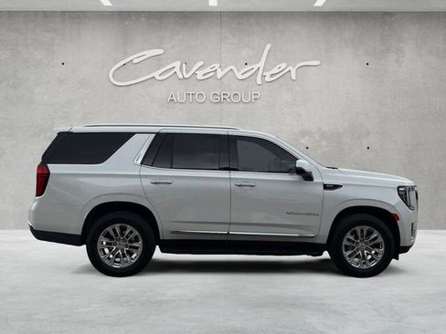 Used 2023 GMC Yukon SLT w/ SLT Luxury Package RWD image 17