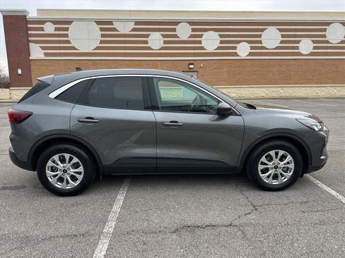 Certified 2023 Ford Escape Active image 7