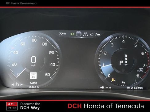 Used 2021 Volvo XC40 T4 Inscription image 10