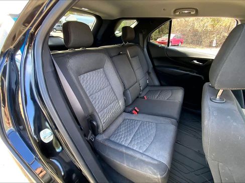 Used 2019 Chevrolet Equinox LT image 18