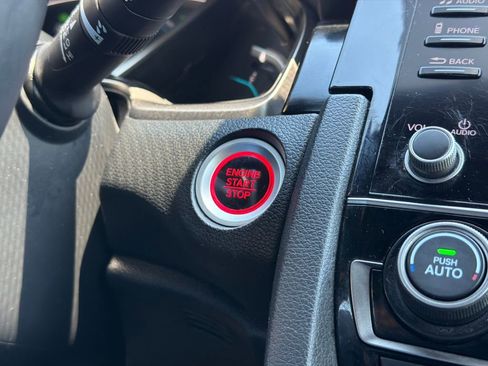 Used 2020 Honda Civic EX image 26