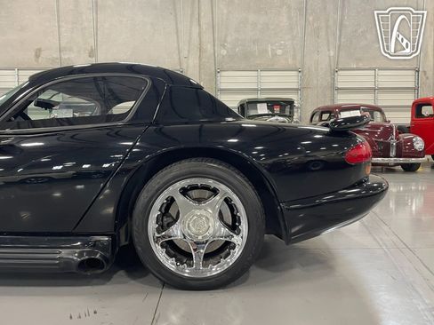 Used 1994 Dodge Viper RT/10 image 30