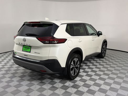 Used 2023 Nissan Rogue SV AWD/4WD image 9