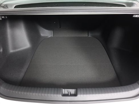 Certified 2025 Honda Accord SE image 19