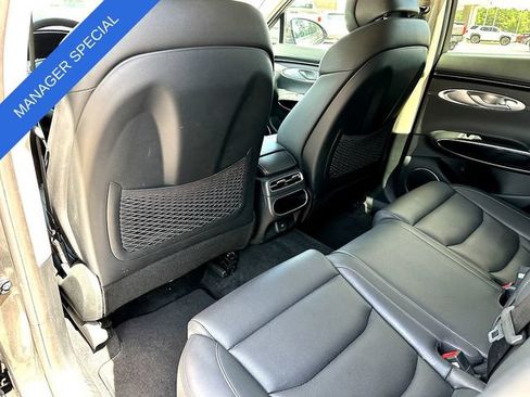Used 2025 Genesis GV70 2.5T AWD/4WD image 19