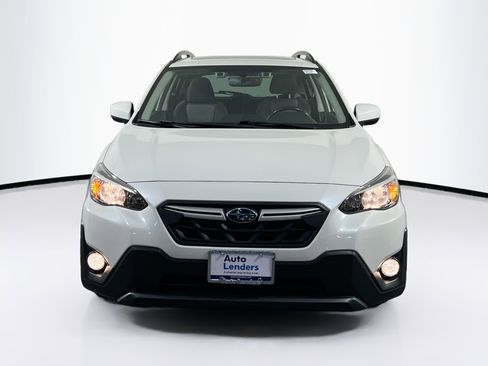 Used 2023 Subaru Crosstrek 2.0i Premium image 2