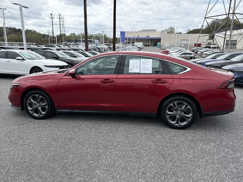 Certified 2023 Honda Accord EX image 7