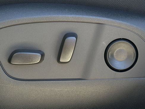 New 2026 Chevrolet Traverse LT image 20