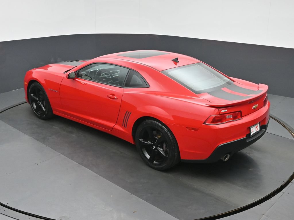 Used 2015 Chevrolet Camaro SS w/ Black Rally Stripe Package RWD image 15