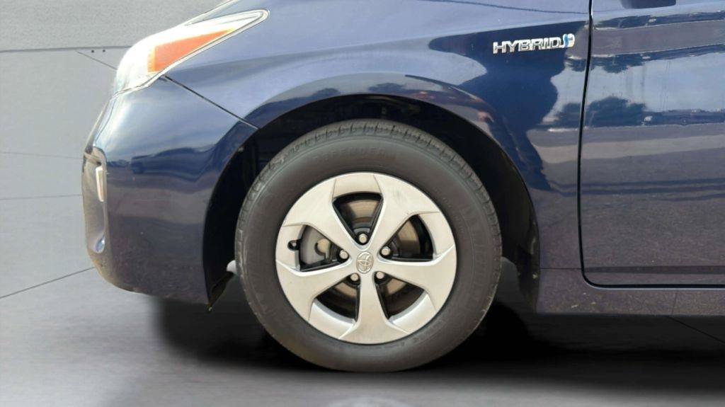 Used 2014 Toyota Prius Two FWD image 28