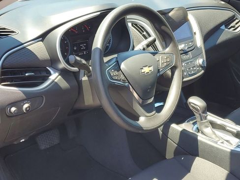 Used 2023 Chevrolet Malibu LT w/ Driver Confidence Package FWD image 8