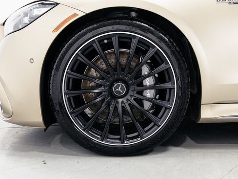 Used 2024 Mercedes-Benz S 63 AMG S image 39