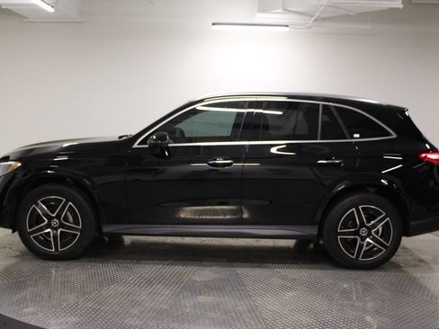 Certified 2026 Mercedes-Benz GLC 300 image 2