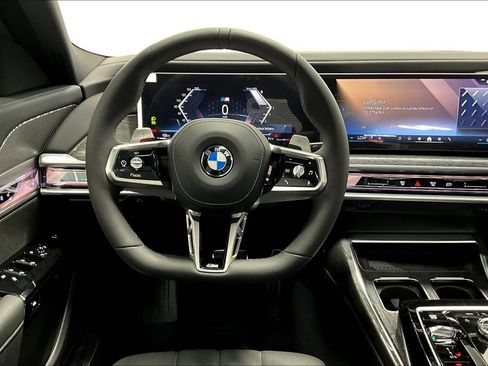 New 2025 BMW 760i xDrive AWD/4WD image 12