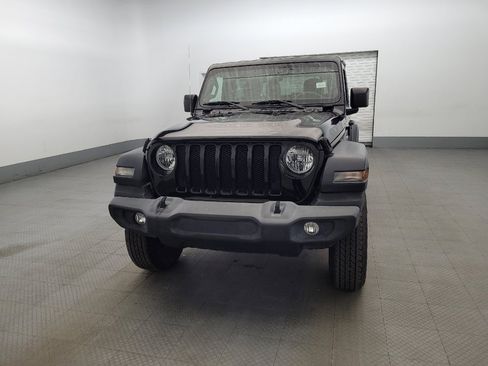 Used 2018 Jeep Wrangler Sport image 15