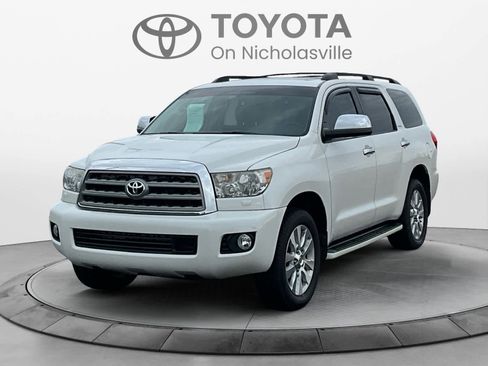 Used 2015 Toyota Sequoia Platinum image 1