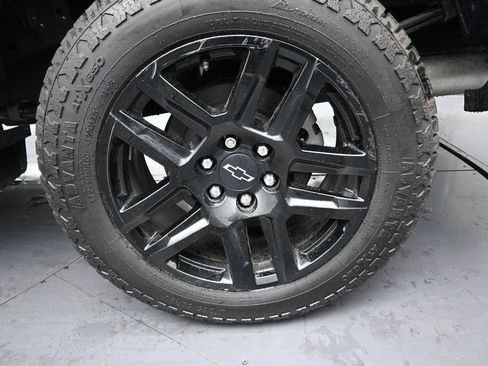 Used 2022 Chevrolet Silverado 1500 LT Trail Boss AWD/4WD image 10