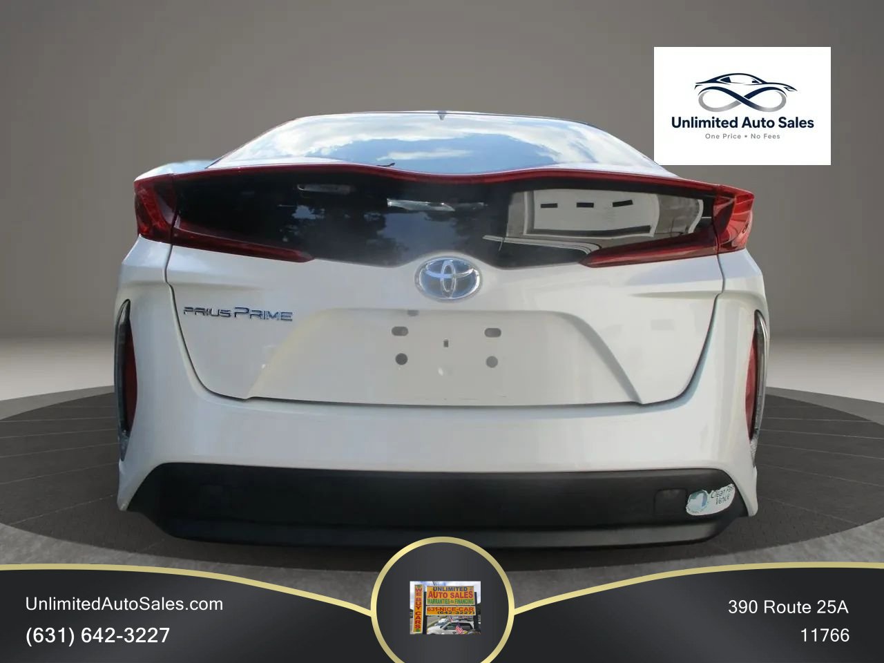 Used 2017 Toyota Prius Prime Plus FWD image 2