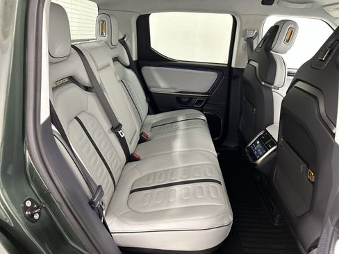 Used 2022 Rivian R1T Adventure image 22