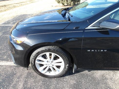 Used 2016 Chevrolet Malibu Hybrid w/ Driver Confidence Package image 29