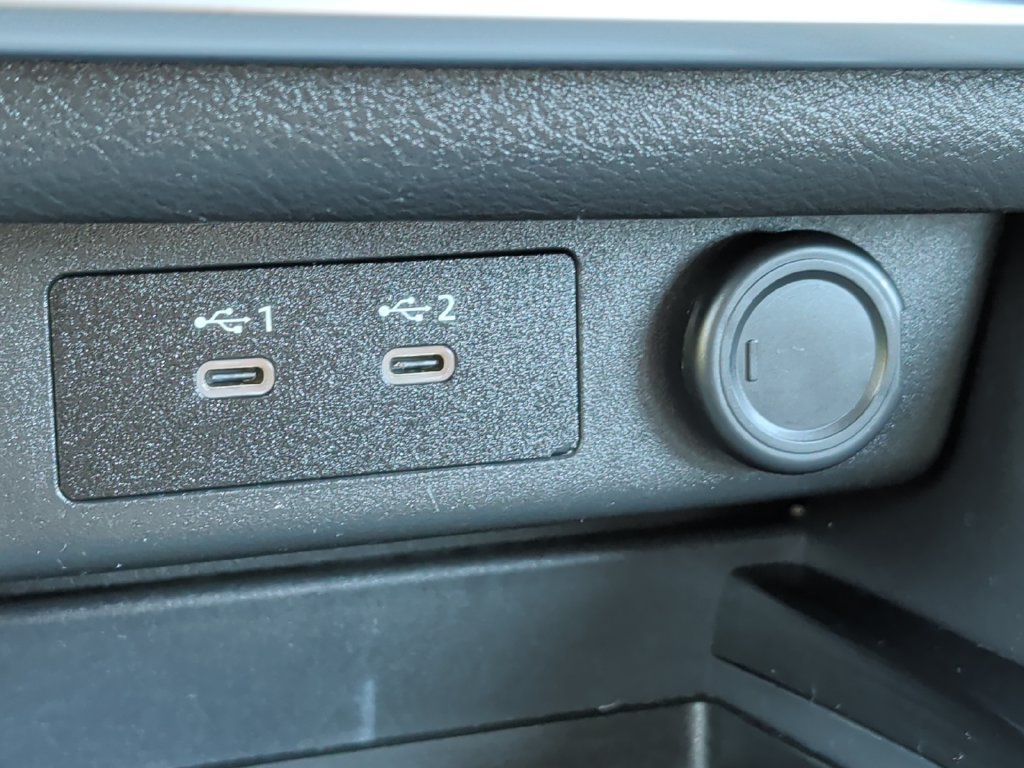 Used 2024 Nissan Rogue SV AWD/4WD image 28