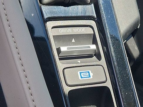 Used 2023 Honda Accord Touring image 25