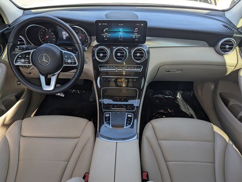 Used 2022 Mercedes-Benz GLC 300 GLC 300 w/ Premium Package Lite image 6