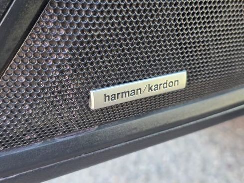 Used 2021 Subaru Outback Touring XT image 23