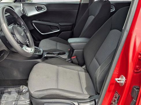 Used 2022 Kia Soul LX w/ Technology Package FWD image 15