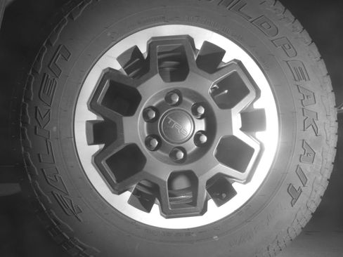 Used 2025 Toyota 4Runner TRD Off-Road AWD/4WD image 14