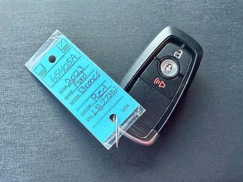 Used 2023 Ford Bronco 2-Door w/ Sasquatch Package image 31