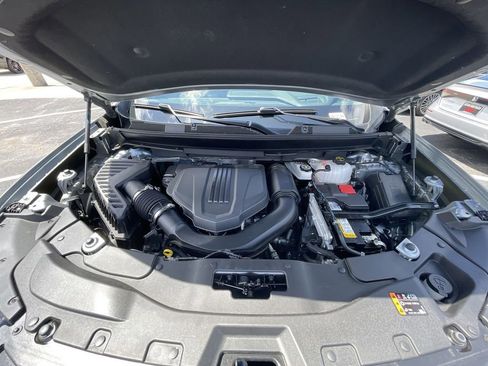 Used 2024 GMC Acadia Elevation w/ Super Cruise Package FWD image 29
