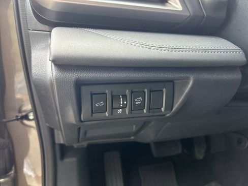 Certified 2024 Subaru Outback Limited AWD/4WD image 17