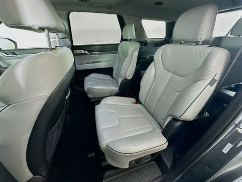 Used 2024 Hyundai Palisade SEL w/ Premium Package FWD image 29